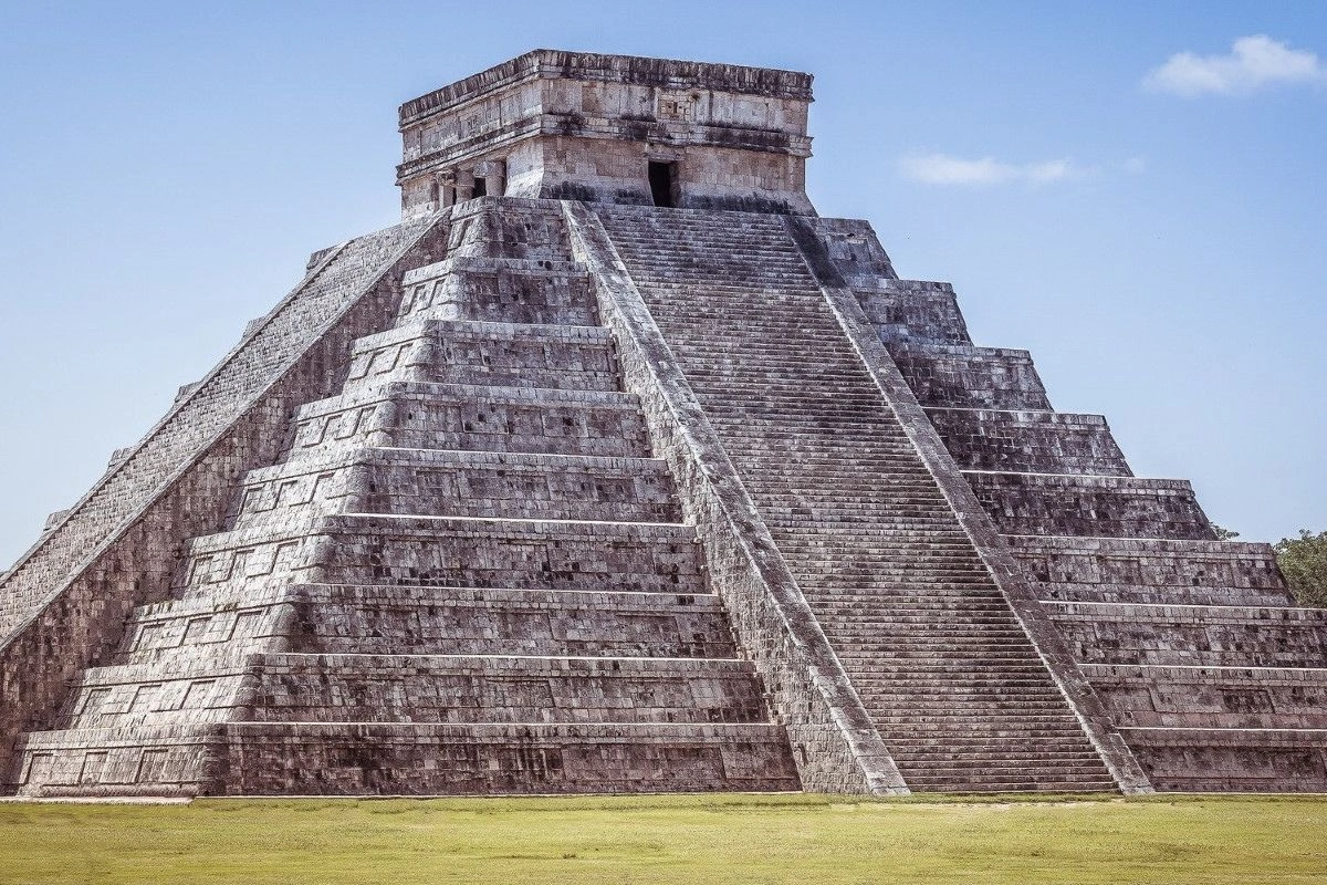 Pyramid of chichén-itzá