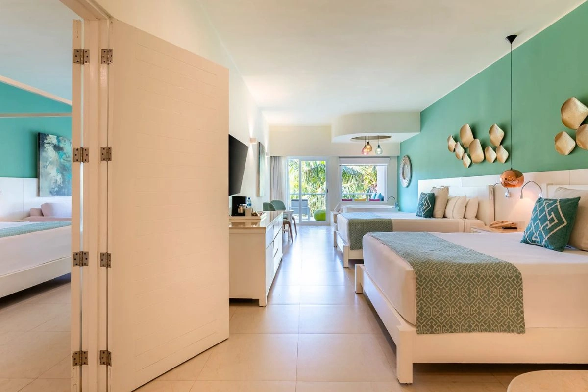 Palmar Beach Family separated rooms